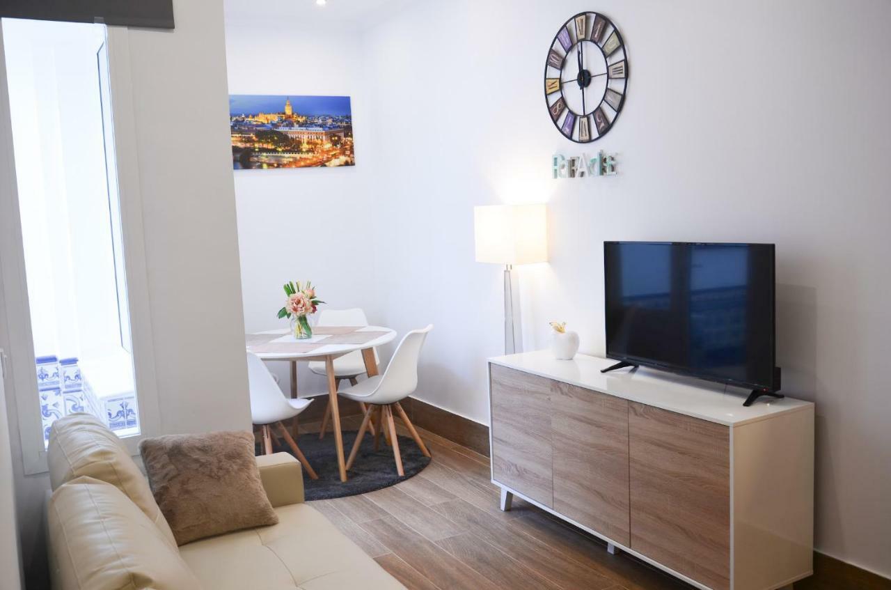 Apartamento San Jacinto III セビリア エクステリア 写真